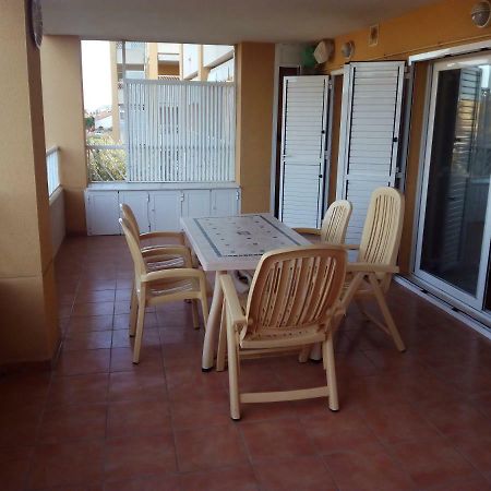 Apartmento Playa Almarda. Piscina&Parking Екстер'єр фото