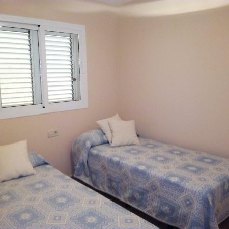 Apartmento Playa Almarda. Piscina&Parking Екстер'єр фото
